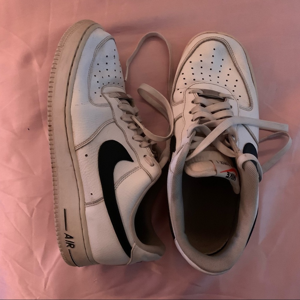 Nike Air Force 1 Low Casual Sneakers